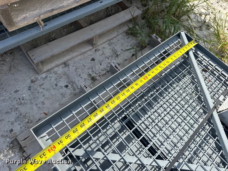 image for item DW6572 Shelving and lockers