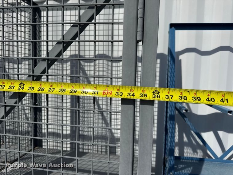 image for item DW6572 Shelving and lockers