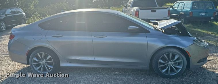 image for item DX3894 2016 Chrysler 200 S 