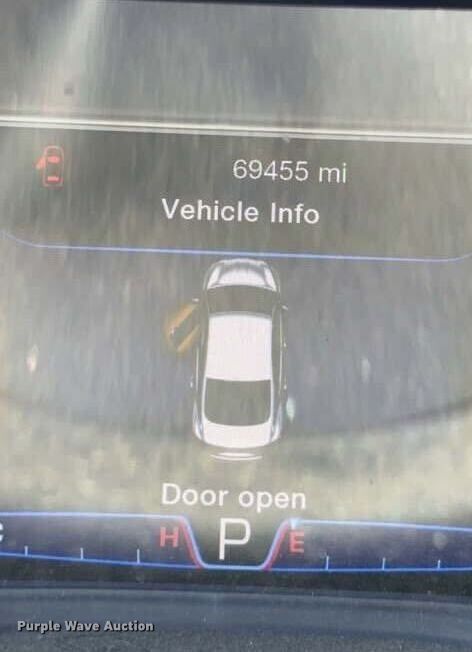 image for item DX3894 2016 Chrysler 200 S 