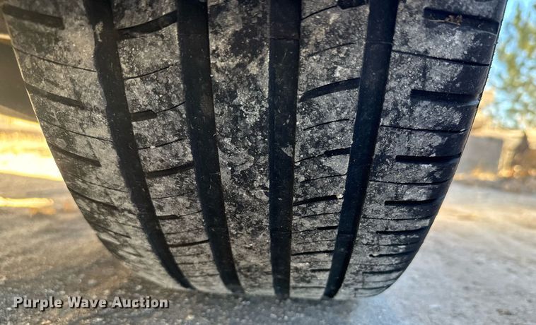 image for item DX3894 2016 Chrysler 200 S 