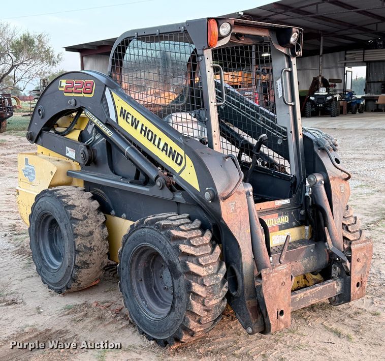 image for item DX5753 2018 New Holland L228 skid steer loader
