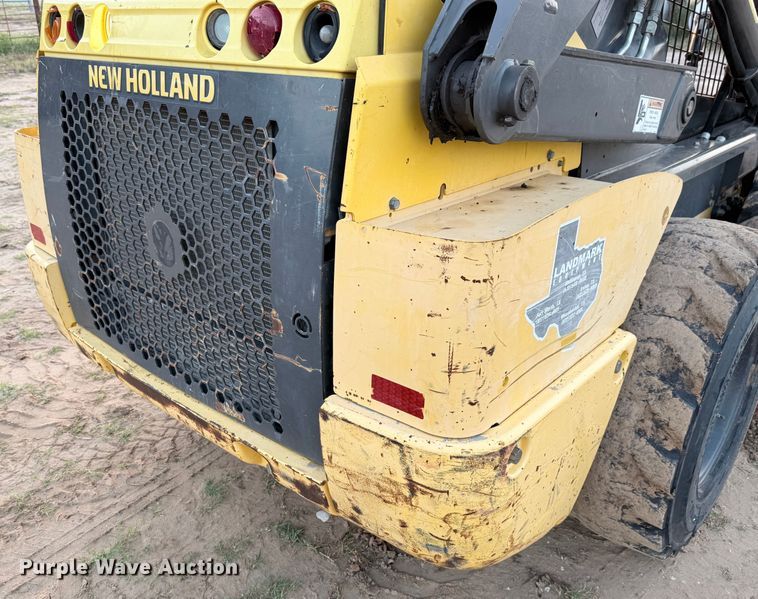 image for item DX5753 2018 New Holland L228 skid steer loader