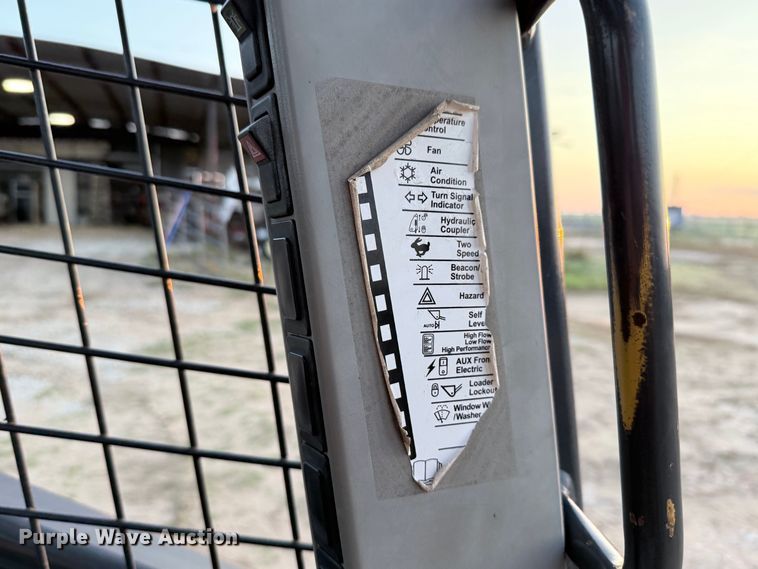 image for item DX5753 2018 New Holland L228 skid steer loader