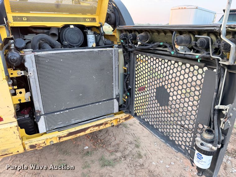 image for item DX5753 2018 New Holland L228 skid steer loader