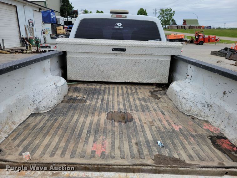 image for item DX6994 2016 Ford F250 Super Duty Crew Cab pickup truck