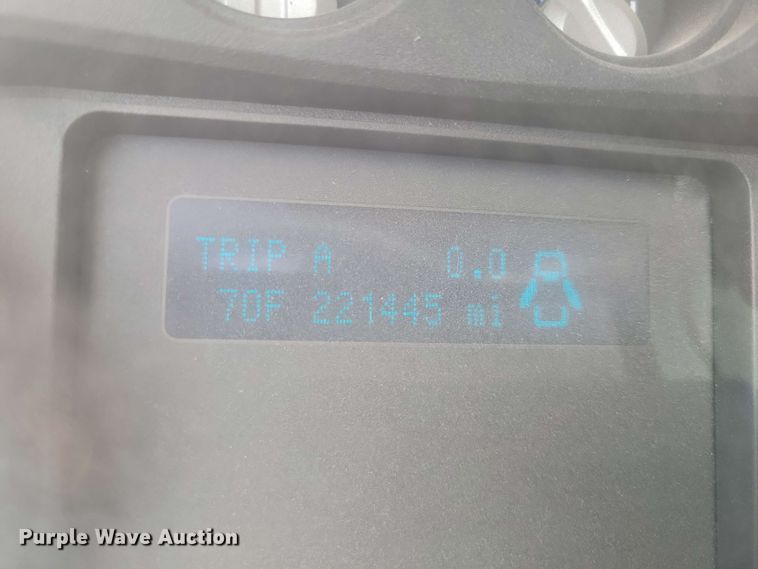 image for item DX6994 2016 Ford F250 Super Duty Crew Cab pickup truck