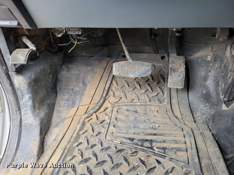 image for item DX6994 2016 Ford F250 Super Duty Crew Cab pickup truck