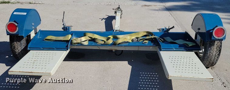 image for item DX7419 2006 Stehl Tow car dolly