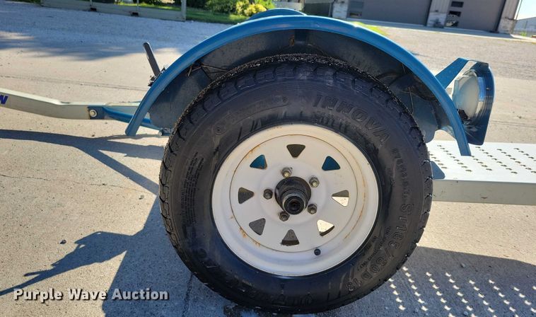 image for item DX7419 2006 Stehl Tow car dolly