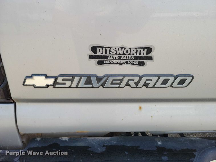 image for item DX7428 2006 Chevrolet  Silverado 1500 Crew Cab pickup truck