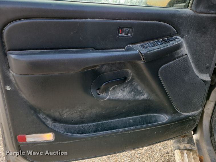 image for item DX7428 2006 Chevrolet  Silverado 1500 Crew Cab pickup truck