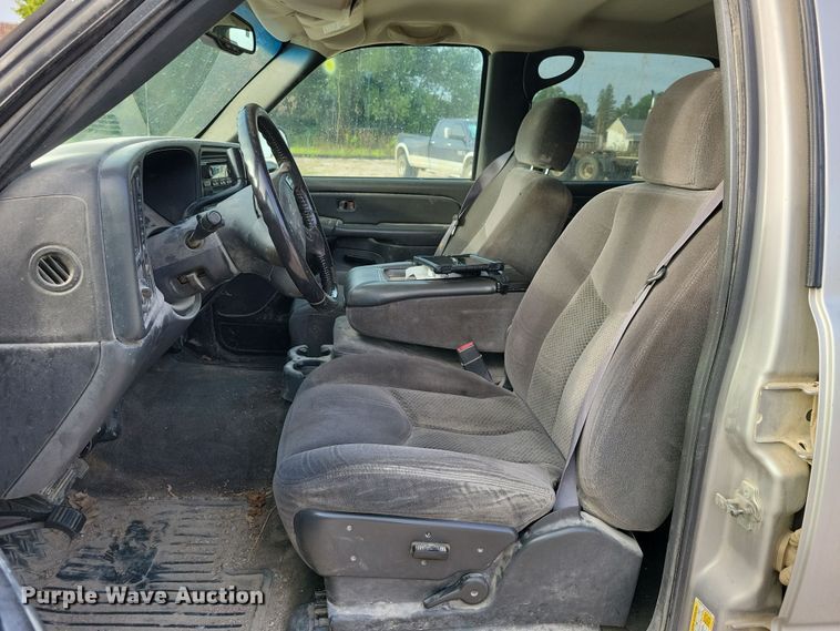 image for item DX7428 2006 Chevrolet  Silverado 1500 Crew Cab pickup truck