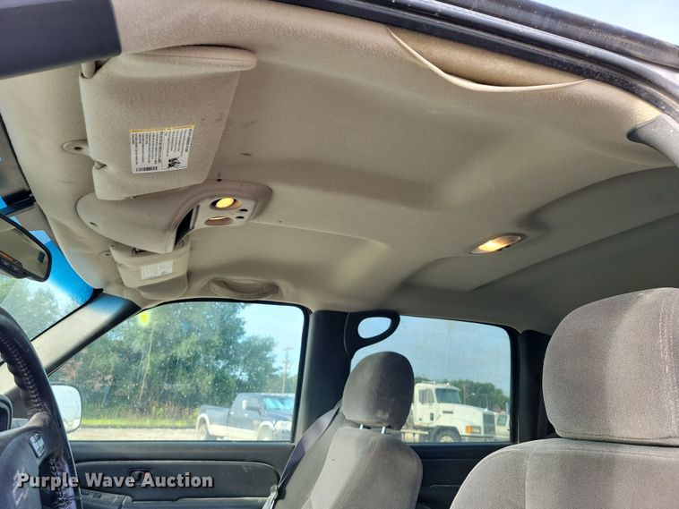 image for item DX7428 2006 Chevrolet  Silverado 1500 Crew Cab pickup truck