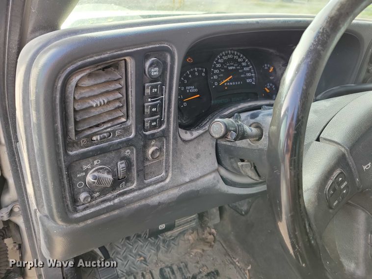 image for item DX7428 2006 Chevrolet  Silverado 1500 Crew Cab pickup truck