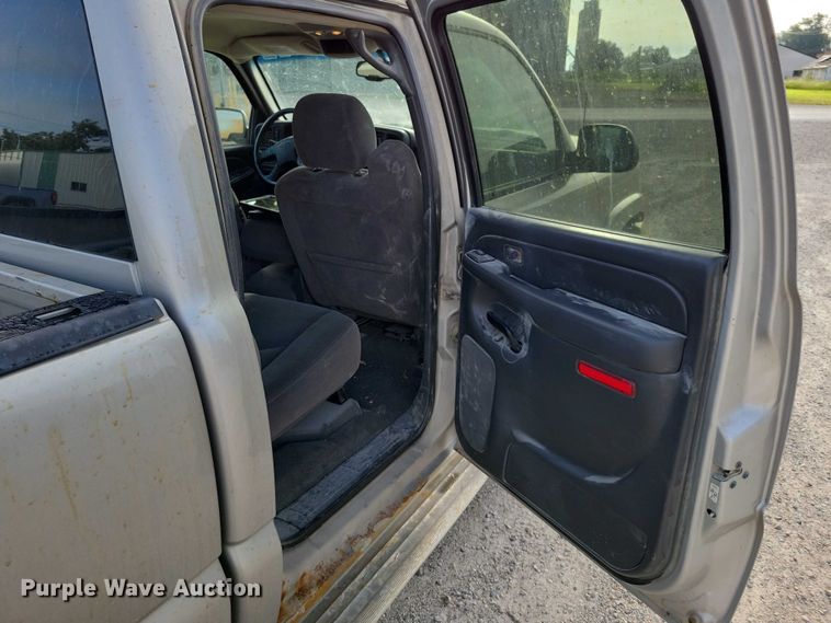 image for item DX7428 2006 Chevrolet  Silverado 1500 Crew Cab pickup truck