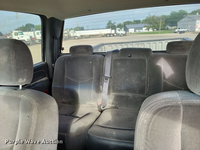 image for item DX7428 2006 Chevrolet  Silverado 1500 Crew Cab pickup truck