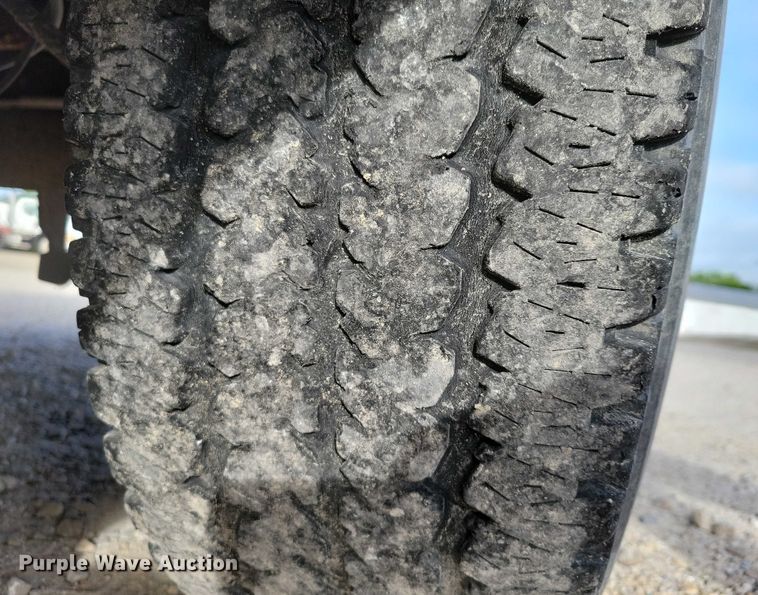 image for item DX7428 2006 Chevrolet  Silverado 1500 Crew Cab pickup truck