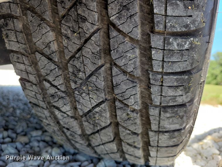 image for item DX7456 2018 Chrysler Pacifica van