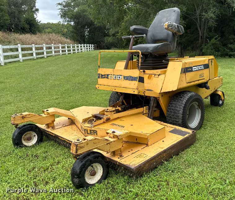 image for item DY0457 Hustler 4400 lawn mower