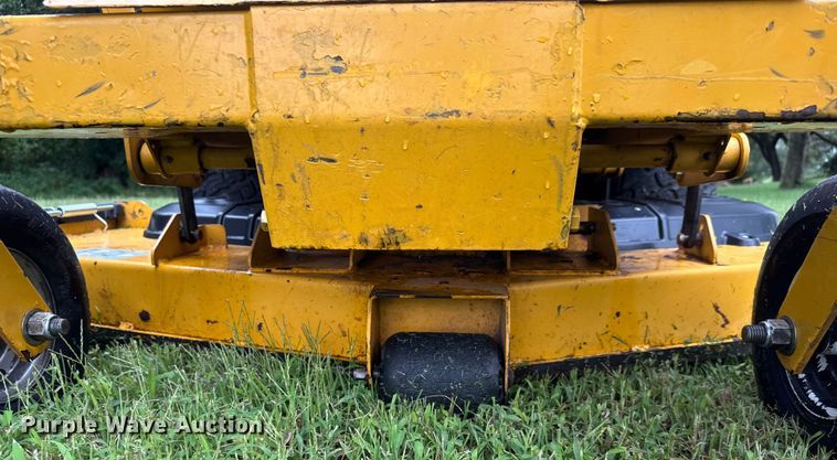 image for item DY0458 Hustler Fastrak SD ZTR lawn mower