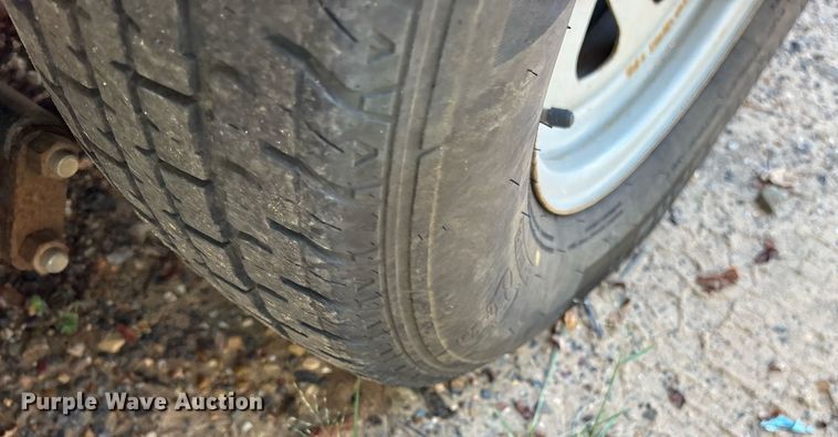 image for item DY0869 2019 Wells Cargo enclosed cargo trailer