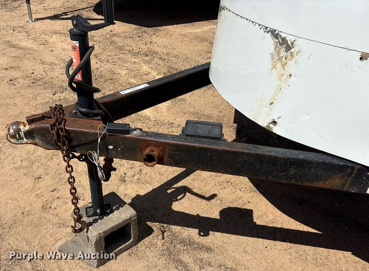 image for item DY0870 2019 Wells cargo enclosed cargo trailer