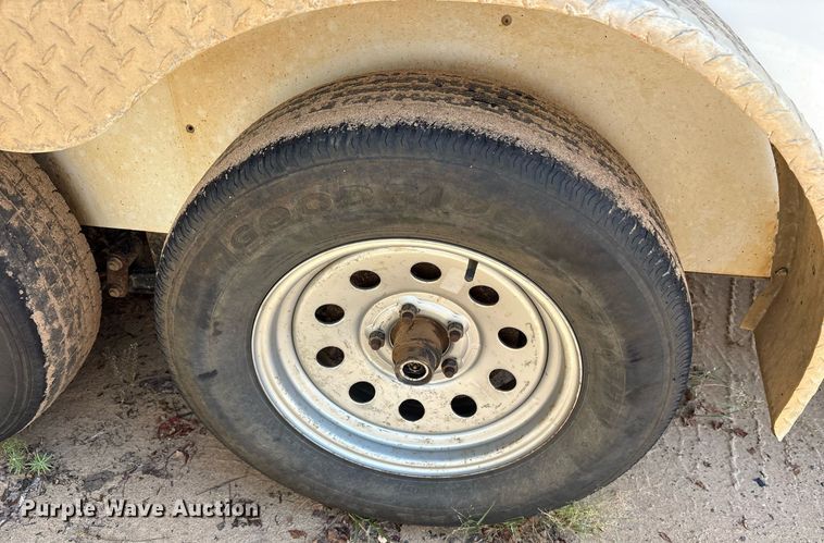 image for item DY0870 2019 Wells cargo enclosed cargo trailer