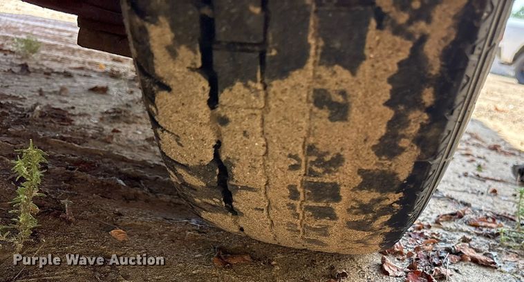 image for item DY0870 2019 Wells cargo enclosed cargo trailer