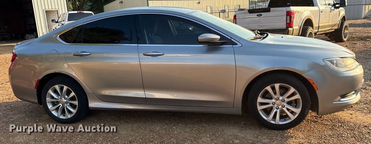 image for item DY0923 2015 Chrysler 200 