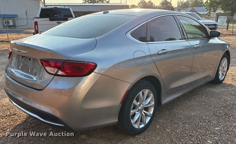 image for item DY0923 2015 Chrysler 200 