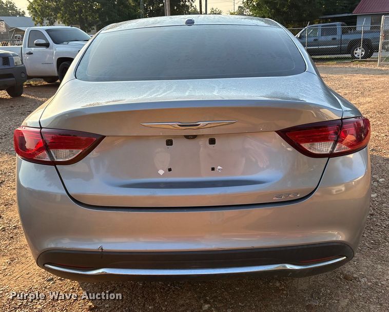 image for item DY0923 2015 Chrysler 200 