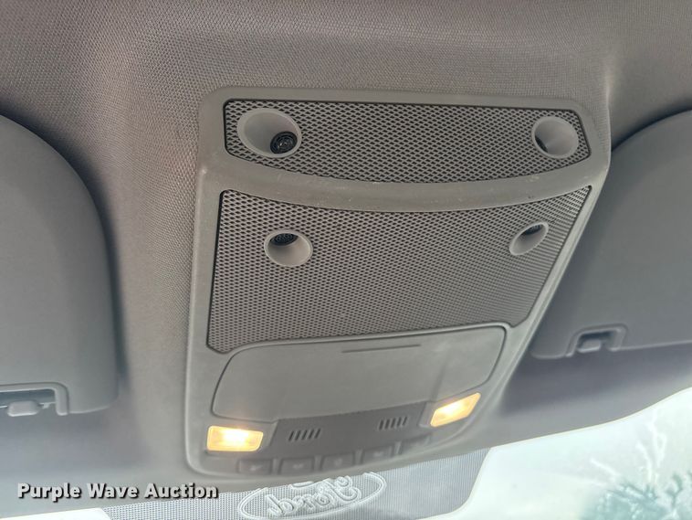 image for item DY0947 2019 Ford F250 Super Duty SuperCab utility bed pickup truck