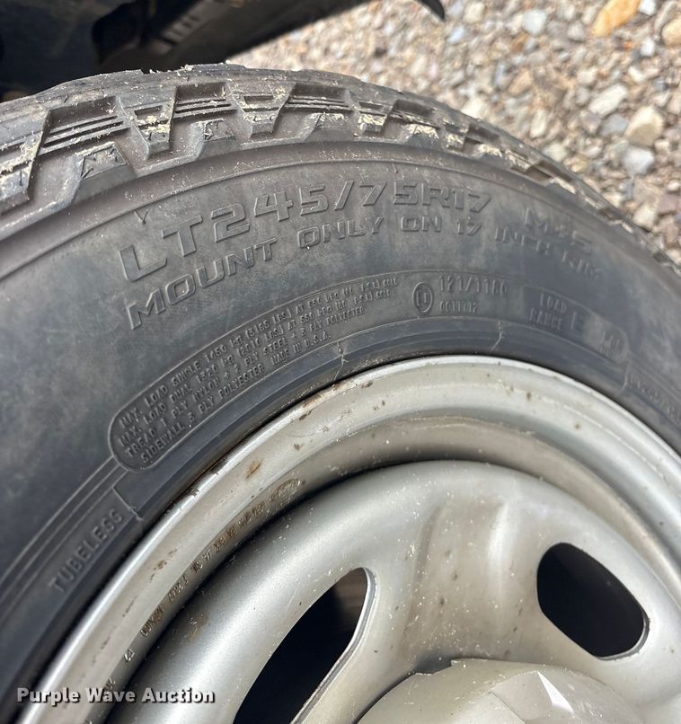 image for item DY0947 2019 Ford F250 Super Duty SuperCab utility bed pickup truck