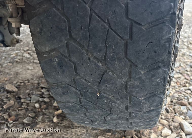 image for item DY0947 2019 Ford F250 Super Duty SuperCab utility bed pickup truck