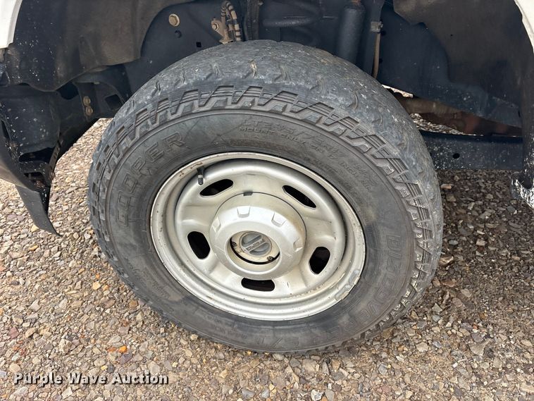 image for item DY0947 2019 Ford F250 Super Duty SuperCab utility bed pickup truck