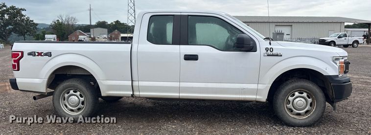 image for item DY0950 2018 Ford F150 SuperCab pickup truck