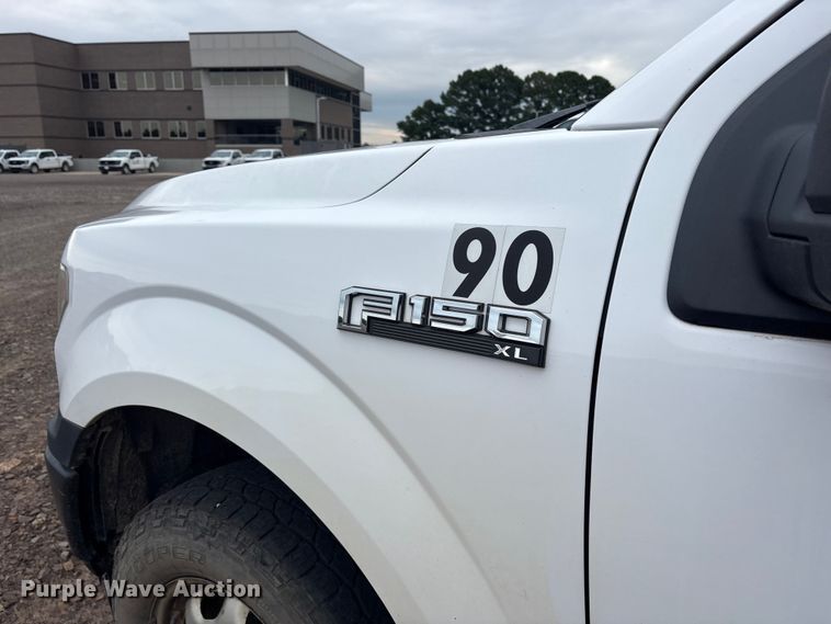 image for item DY0950 2018 Ford F150 SuperCab pickup truck