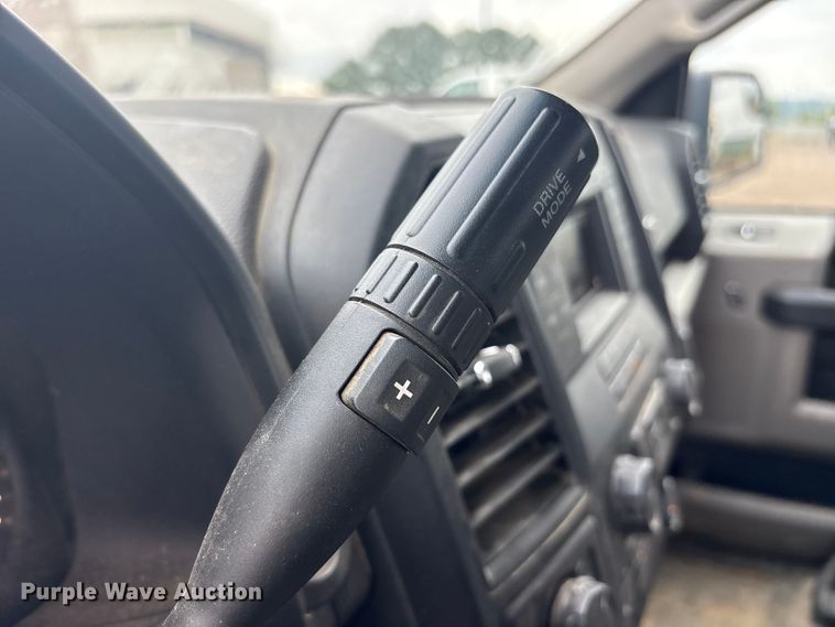 image for item DY0950 2018 Ford F150 SuperCab pickup truck