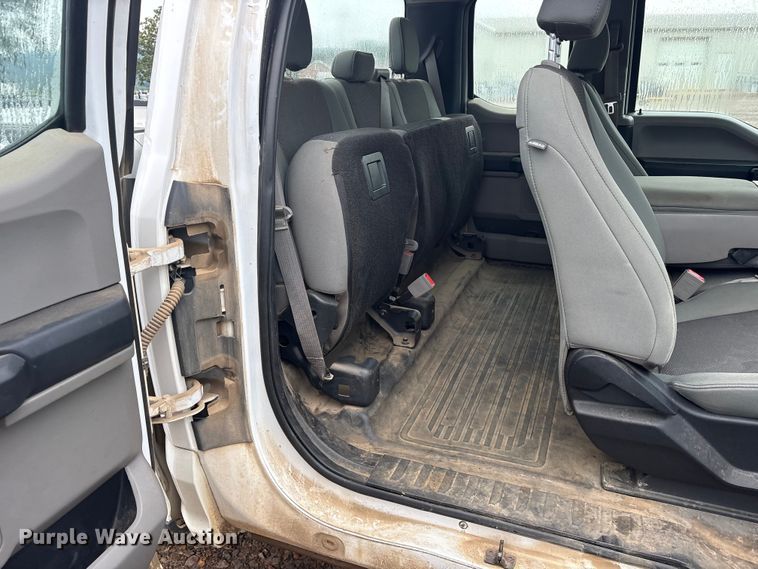 image for item DY0950 2018 Ford F150 SuperCab pickup truck