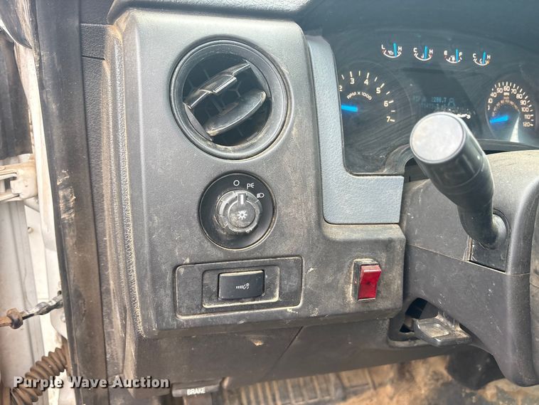 image for item DY0951 2014 Ford F150 SuperCab pickup truck