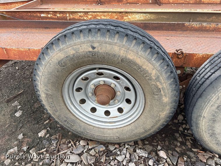 image for item DY0953 2004 Shop built utility trailer