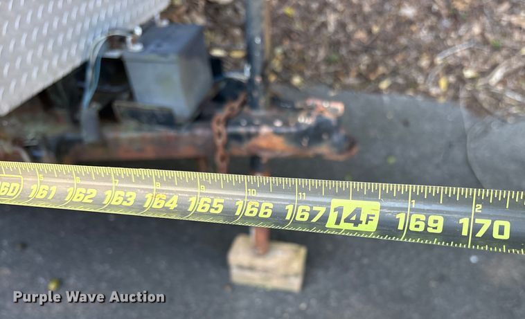 image for item DY0957 1992 Wells Cargo enclosed cargo trailer