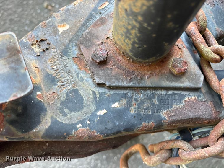 image for item DY0957 1992 Wells Cargo enclosed cargo trailer