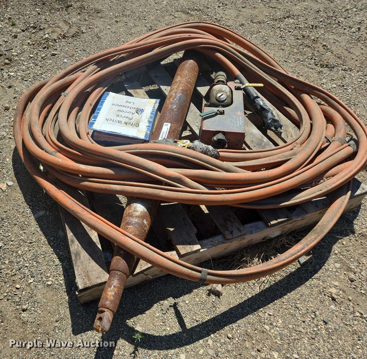 image for item DY1111 Ditch Witch Pierce Arrow boring unit attachment 