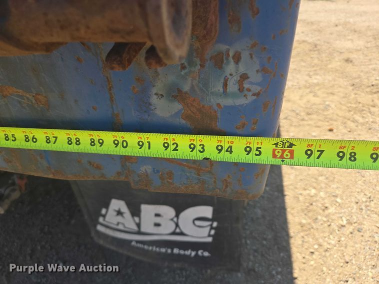 image for item DY1113 1990 Ford F700 Crew Cab dump truck