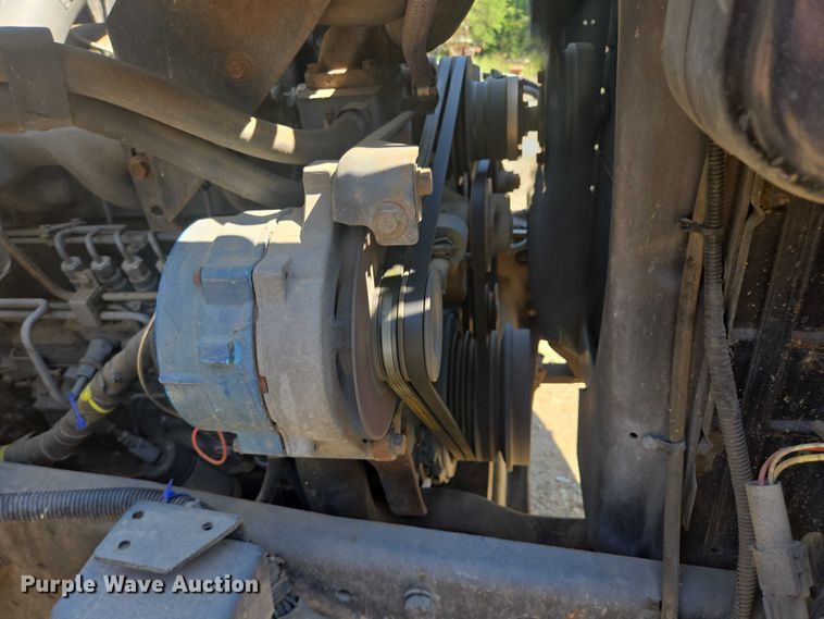 image for item DY1113 1990 Ford F700 Crew Cab dump truck