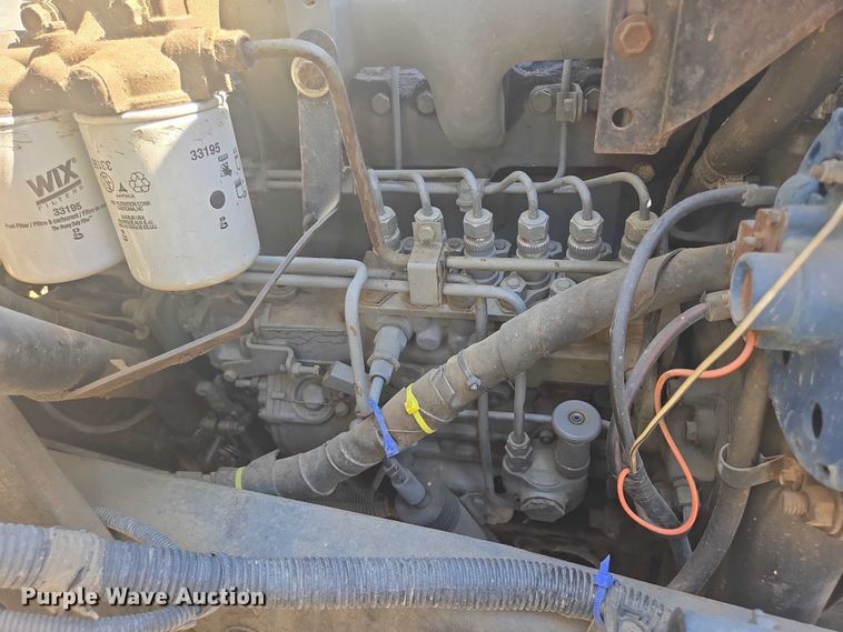 image for item DY1113 1990 Ford F700 Crew Cab dump truck