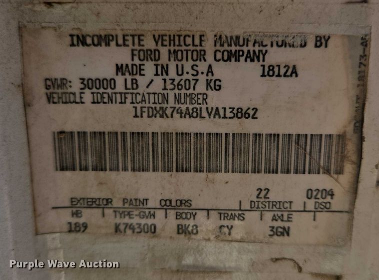 image for item DY1113 1990 Ford F700 Crew Cab dump truck