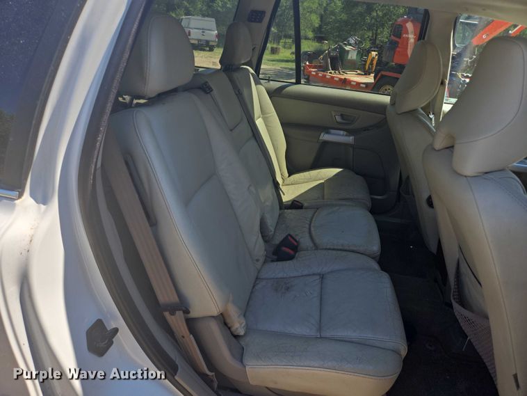 image for item DY1114 2006 Volvo XC90 SUV